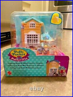 Polly Pocket Pet Store Shop Pollyville Vintage In Box missing one doll READ