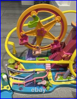 Polly Pocket Pollyworld Amusement Park & Figures & Car Working Vintage 2002 Polly Pocket Pollyworld Amusement Park & Figures & Car Working Vintage 2002