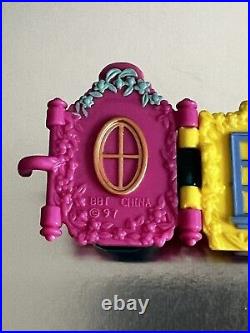 Polly Pocket ROYAL BRACELET 1997 Vintage Bluebird Toys 100% COMPLETE Playset