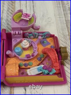 Polly Pocket Vintage 1996 Sweet Treat Shoppe Compact Bluebird Toys