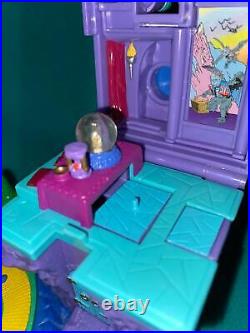 Polly Pocket Wizard of Oz COMPLETE Emerald City Playset 2001 10 dolls Balloon