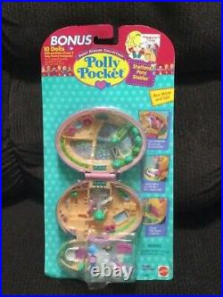 Polly Pocket vintage shetland pony stable