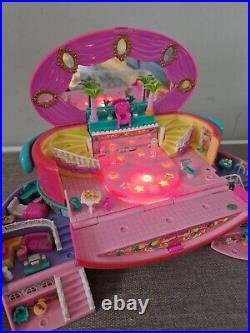 Rare Bluebird Vintage Polly pocket 1995 Light-Up fashion show hat box VGC