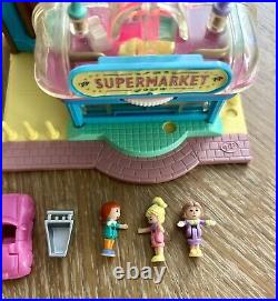 Rare Vintage Bluebird Polly Pocket 1995 Light-Up Supermarket with dolls, pink