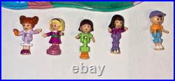 VTG97 Mattel Polly Pocket Magical Movin' Pollyville 5 dolls almost complete17310