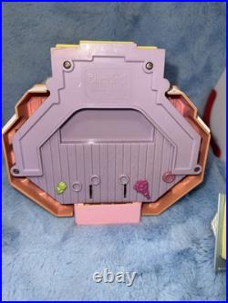VTG Bluebird Polly Pocket Lot Of 8 Doll figures plus 5 Houses and 1 Compact VTG Bluebird Polly Pocket Lot Of 8 Doll figures plus 5 Houses and 1 Compact