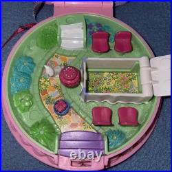 VTG Polly Pocket 1994 Birthday Party Surprise Compact 25 Pieces Banner Bluebird