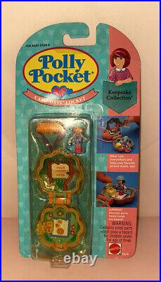 VTG Polly Pocket Camp Days Locket Keepsakes 90s #10628 Mattel Bluebird RARE