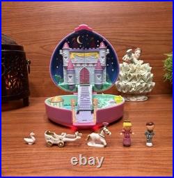 Vintage 1992 Bluebird Polly Pocket Starlight Castle? Complete withSwan, Mint
