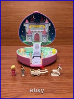 Vintage 1992 Polly Pocket Bluebird Starlight Castle Complete with Figures. WORKS