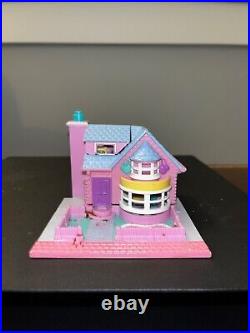 Vintage 1993 Bluebird Polly Pocket Country House / Bay Window House