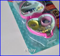 Vintage 1993 Polly Pocket Precious Puppies Pet Parade Compact Heart NEW #10630 Vintage 1993 Polly Pocket Precious Puppies Pet Parade Compact Heart NEW #10630