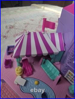 Vintage 1994 Bluebird Polly Pocket Pollyville Light Up Magical Mansion
