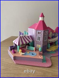 Vintage 1994 Bluebird Polly Pocket Pollyville Light Up Mansion No Figurines