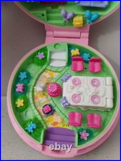 Vintage 1994 Polly Pocket Birthday Party Surprise Playset Vintage 1994 Polly Pocket Birthday Party Surprise Playset