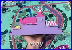Vintage 1994 Polly Pocket Light Up Magical Mansion Figures Horse Car Boat Mat ++ Vintage 1994 Polly Pocket Light Up Magical Mansion Figures Horse Car Boat Mat ++