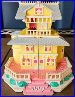Vintage 1995 Bluebird Toys Polly Pocket Pop-Up Party Playset Play House
