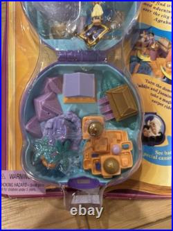 Vintage 1995 Disney Tiny Collection Aladdin Polly Pocket