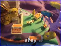 Vintage 1996 Polly Pocket Polly's Magical Movin' Pollyville Boutique Playset Vintage 1996 Polly Pocket Polly's Magical Movin' Pollyville Boutique Playset