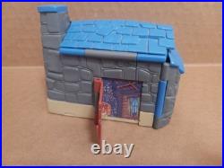 Vintage 2001 Mattel Harry Potter Polly Pocket Playsets with Figures Hogwarts +++ Vintage 2001 Mattel Harry Potter Polly Pocket Playsets with Figures Hogwarts +++
