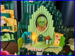 Vintage 2001 Mattel Wizard of Oz Emerald City Polly Pocket Playset New Figures Vintage 2001 Mattel Wizard of Oz Emerald City Polly Pocket Playset New Figures