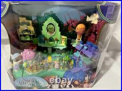 Vintage 2001 Mattel Wizard of Oz Playset Emerald City Polly Pocket DOROTHY NEW