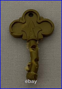 Vintage 90's 1996 Polly Pocket Toy Land Storybook Complete With Dolls And Key