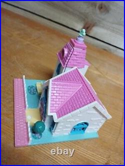 Vintage Bluebird Polly Pocket 90s Wedding Chapel RARE White Variant + 3 Figures