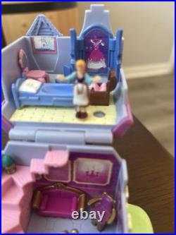 Vintage Bluebird Polly Pocket Disney Magic Kingdom Castle WithTrain & 8 Figures