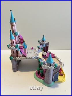 Vintage Disney Cinderella Enchanted Castle Bluebird Polly Pocket 1995 w 5 Dolls