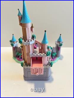 Vintage Disney Cinderella Enchanted Castle Bluebird Polly Pocket 1995 w 5 Dolls
