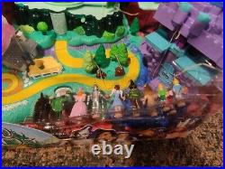 Vintage Mattel Polly Pocket 2001 Wizard of Oz Light Up Emerald City Mini Playset