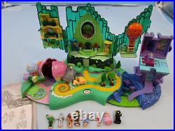 Vintage Mattel Wizard Of Oz Playset With Figures-lights Up! -polly Pocket 2001