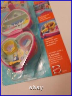 Vintage New Mint Polly Pocket Precious Puppies Pet Parade Compact Heart 1993