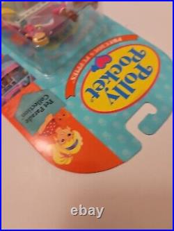 Vintage New Mint Polly Pocket Precious Puppies Pet Parade Compact Heart 1993