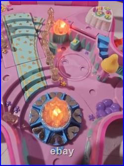 Vintage POLLY POCKET Lot 4 Playsets, 28 Figures, 1 Mirror READ DESCRIPTION