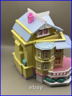 Vintage Polly Pocket 1995 Clubhouse 6 Dolls Plus 21 Accessories Bluebird Rare