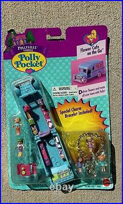 Vintage Polly Pocket 1996 Flower Cafe on the Go with Bracelete NIP Bluebird Toys