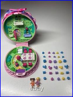 Vintage Polly Pocket BIRTHDAY SURPRISE cake (100% Complete) + 1 extra piece