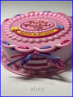 Vintage Polly Pocket BIRTHDAY SURPRISE cake (100% Complete) + 1 extra piece