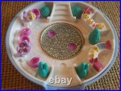 Vintage Polly Pocket Bluebird 1989 Skating Party Compact Complete Excellent