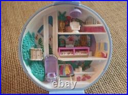 Vintage Polly Pocket Bluebird 1989 Skating Party Compact Complete Excellent