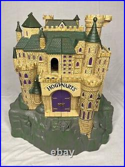 Vintage Polly Pocket Harry Potter Hogwarts Castle & 5 Other Playsrts With Figures