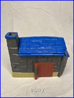 Vintage Polly Pocket Harry Potter Hogwarts Castle & 5 Other Playsrts With Figures