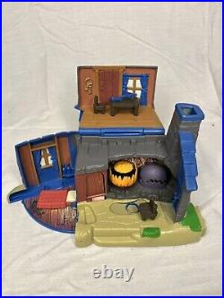 Vintage Polly Pocket Harry Potter Hogwarts Castle & 5 Other Playsrts With Figures