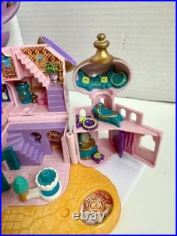 Vintage Polly Pocket Jasmine's Royal Palace Aladdin Disney Bluebird with Figures