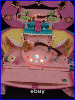 Vintage Polly Pocket Light Up Fashion Show Hat Box 1995 85% complete