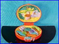Vintage Polly Pocket Lion King Compact w Figures Mattel Bluebird 90s