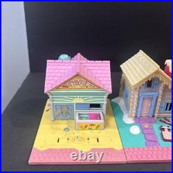 Vintage Polly Pocket Miniature Houses And Compacts Lot Of 11 Plus 7 Figures