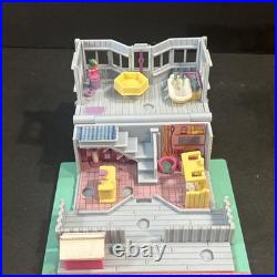 Vintage Polly Pocket Miniature Houses And Compacts Lot Of 11 Plus 7 Figures